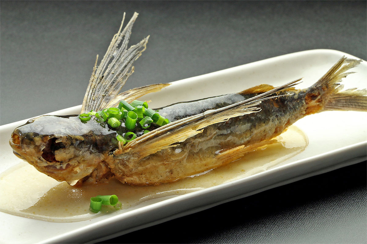 トビウオの唐揚げ