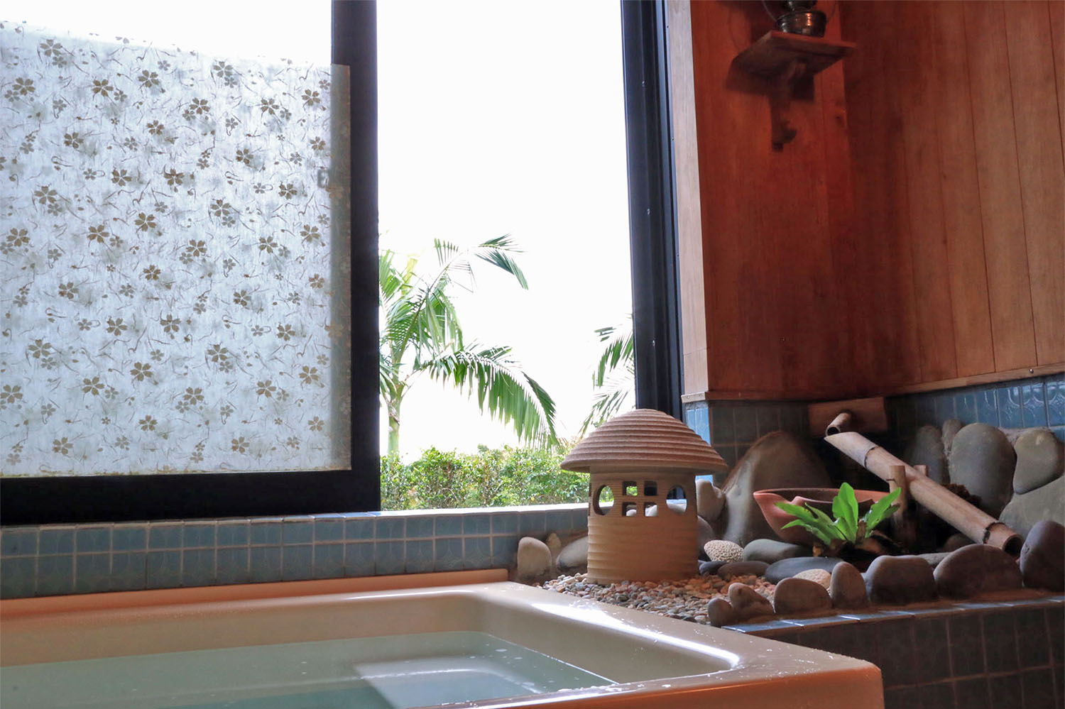 薪炊きのお風呂