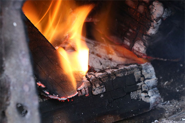 薪炊きのお風呂